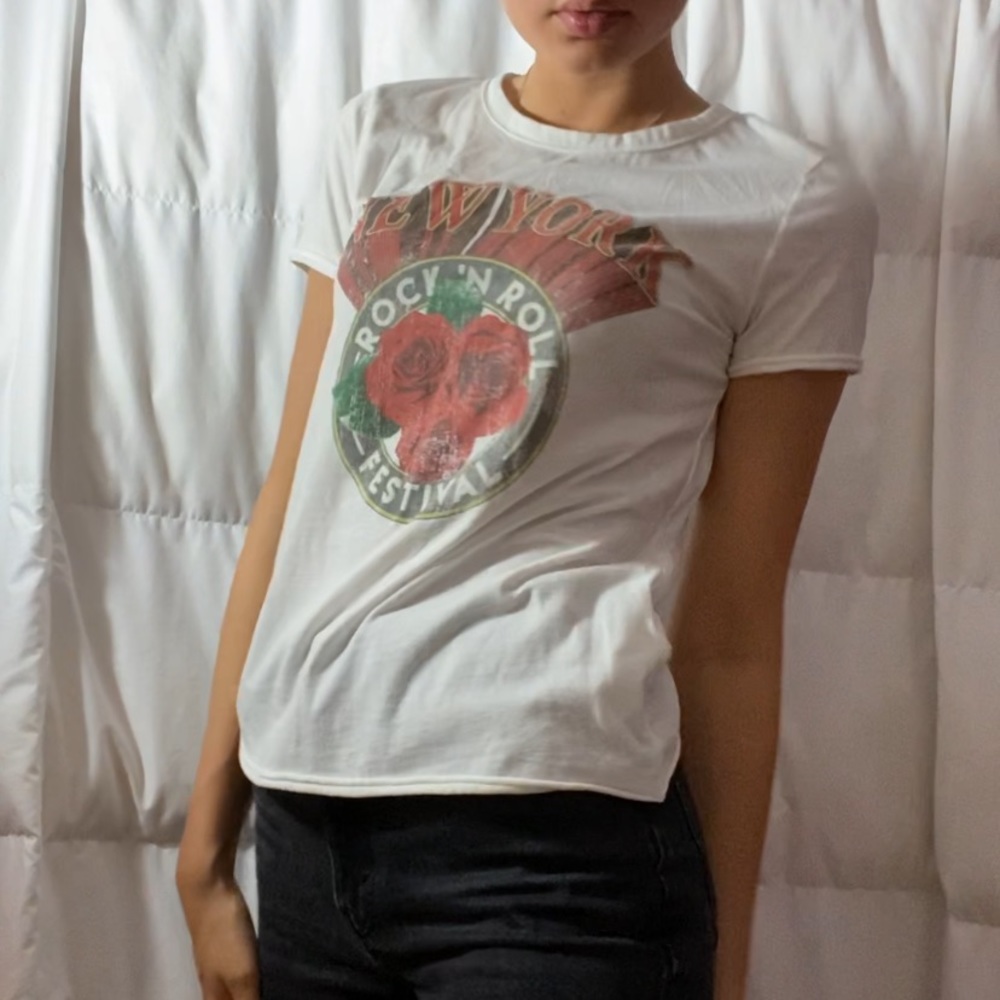 Abercrombie and Fitch graphic Tee